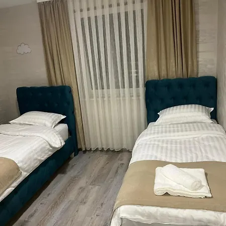 Vila Moste 3 דירה *